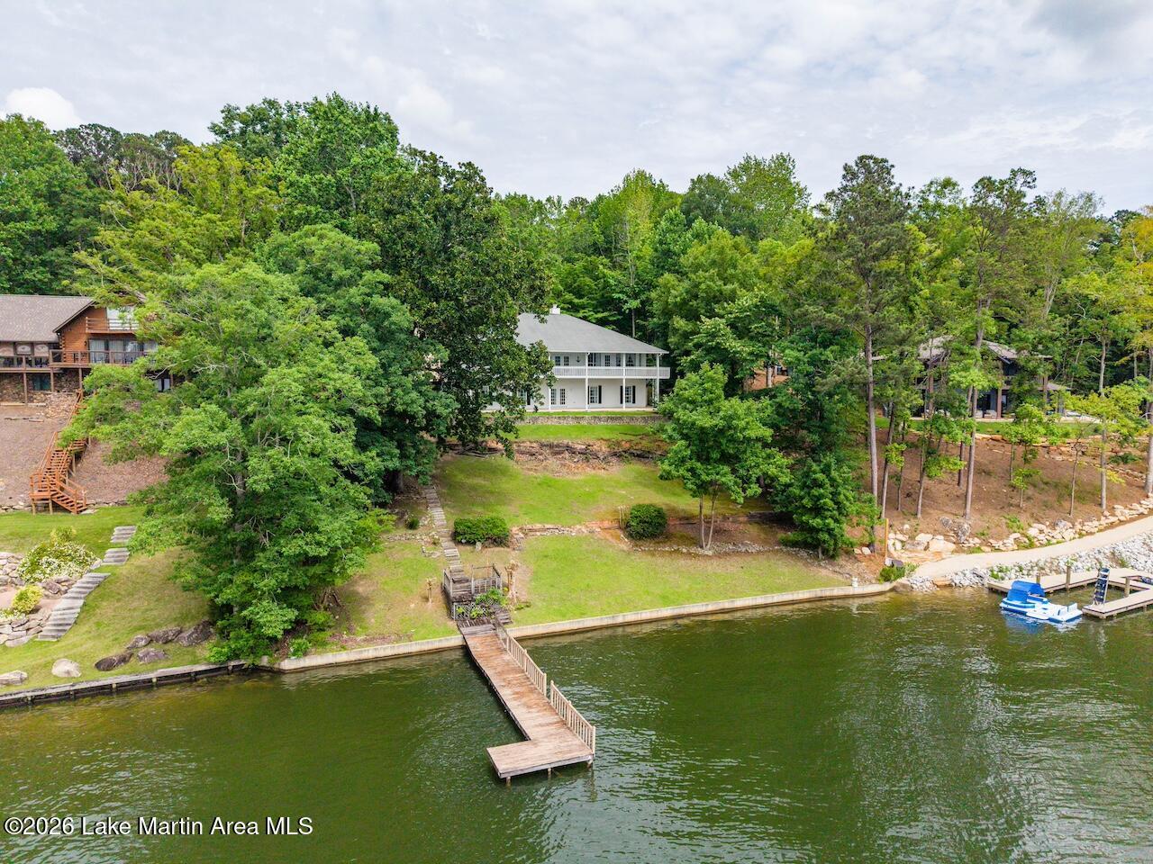 Image 3: 136 Mountain Laurel Cir-25