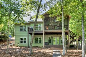 25 Shady Cove
