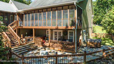 237 Forest Hill Ln