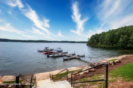 40 Crowne Pointe #105