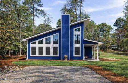 235 Hickory Way