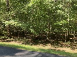 000 Fern Ridge Ln