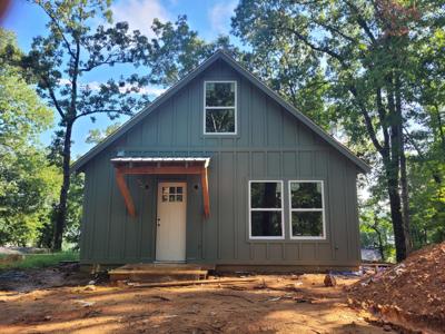 58 Hill Dr