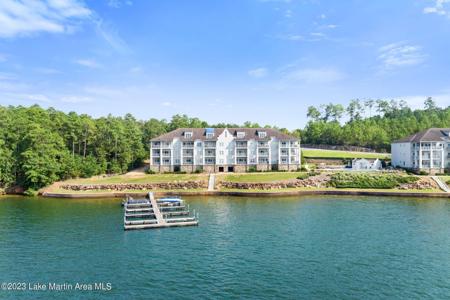 40 Crowne Pointe #105 Rd