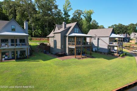 101 Landing Dr