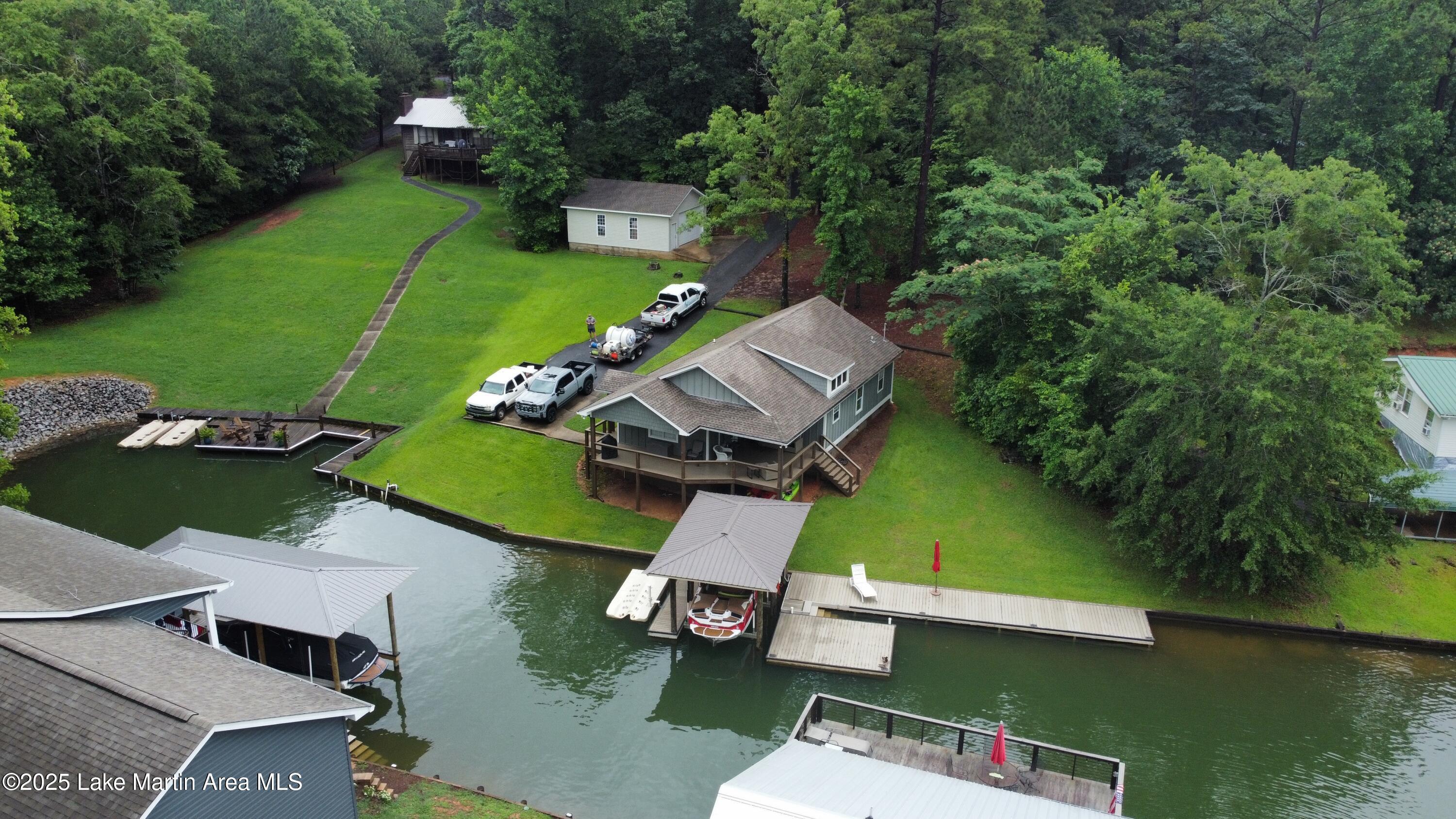 Image 2: dji_fly_20250529_143450_108_174854730195