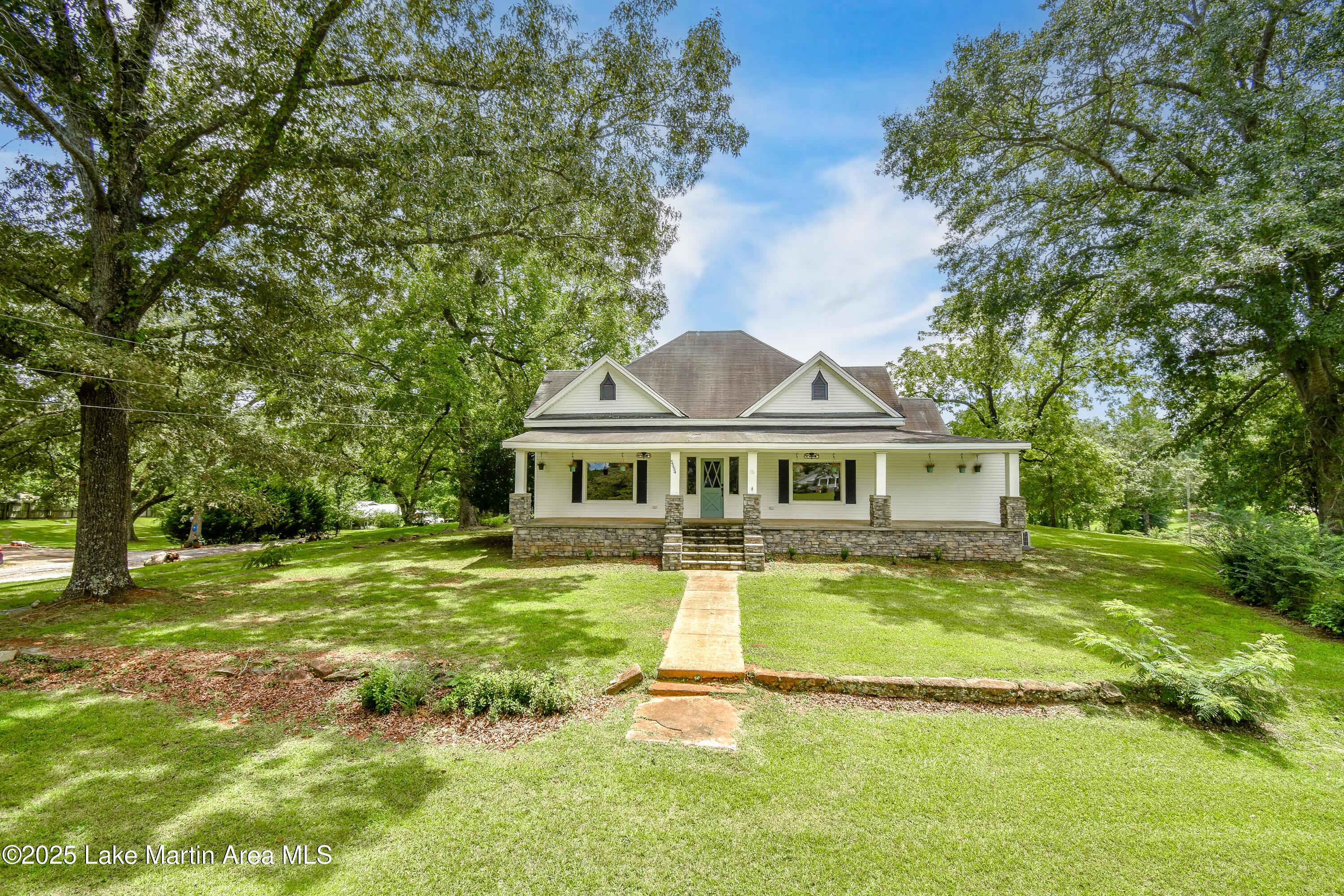 Image 2: Front of home
