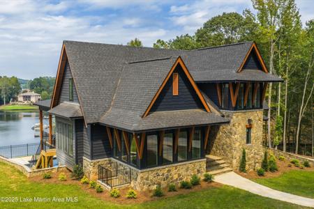 64 Bayview