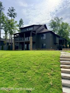 210 Waters Edge Dr