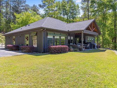 43 Crows Nest Rd