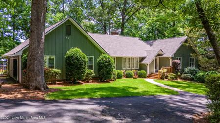 85 South Cardinal Heights