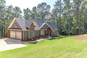 1326 Lakeview Ridge