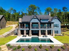 240 West Ridge