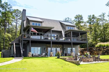 2170 River Oaks Drive