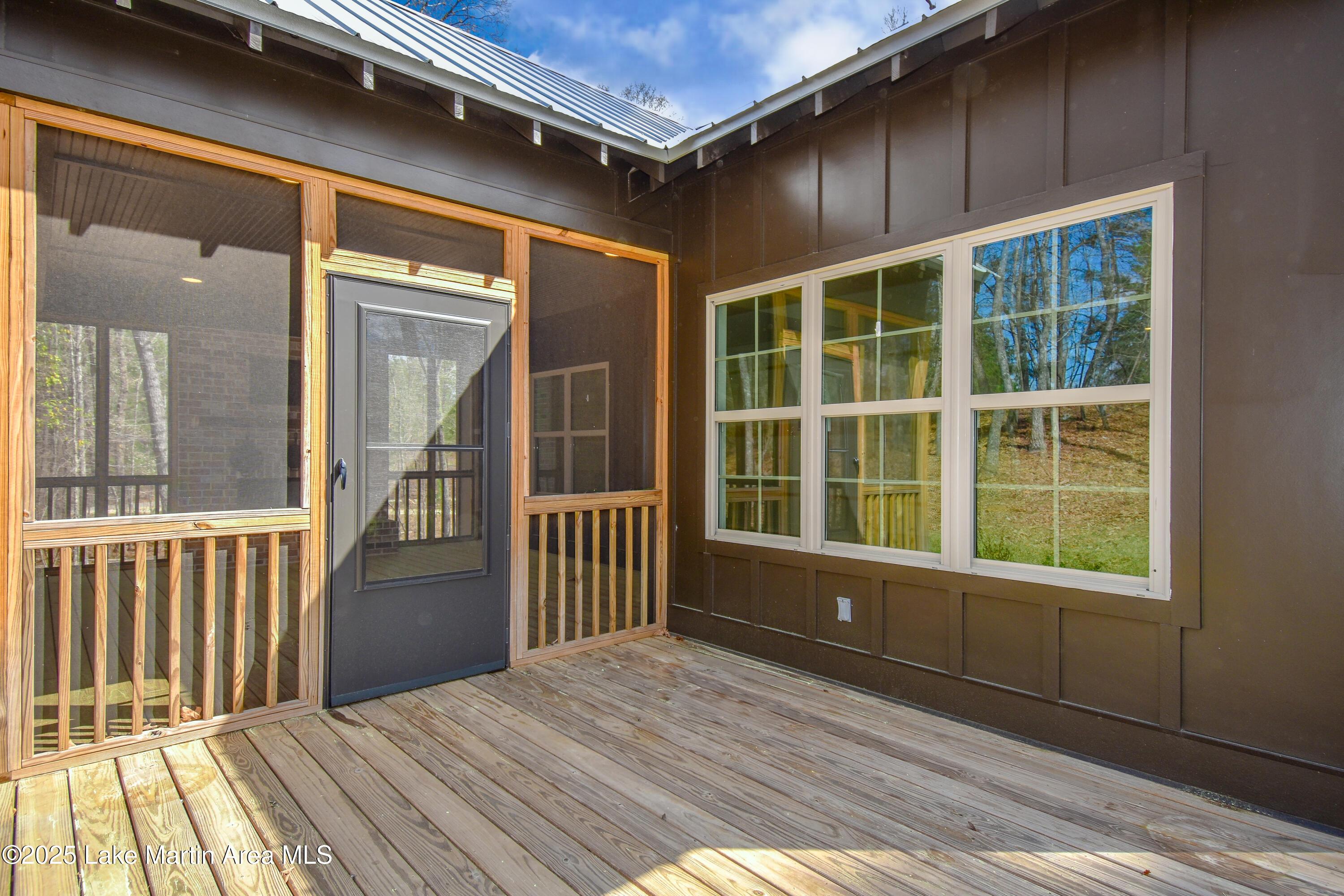 Image 4: Deck