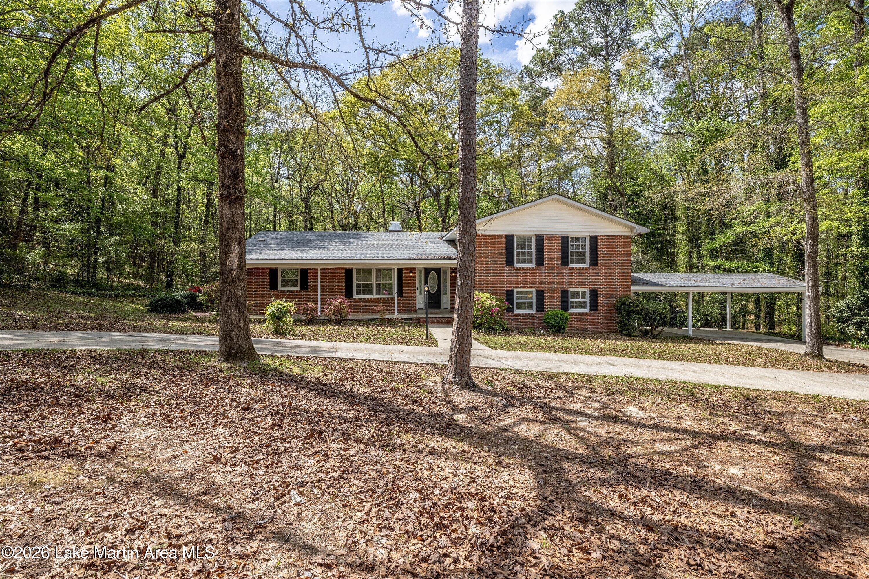 Image 3: 03-694A8052