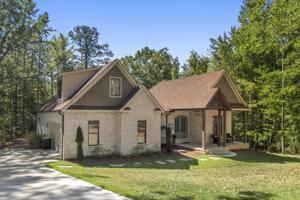 126 Moonbrook Dr