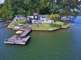 686 Shady Point