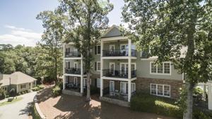 110 Village Loop (Unit 103)