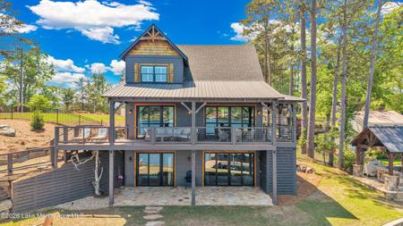 611 Bay Pine Island Rd