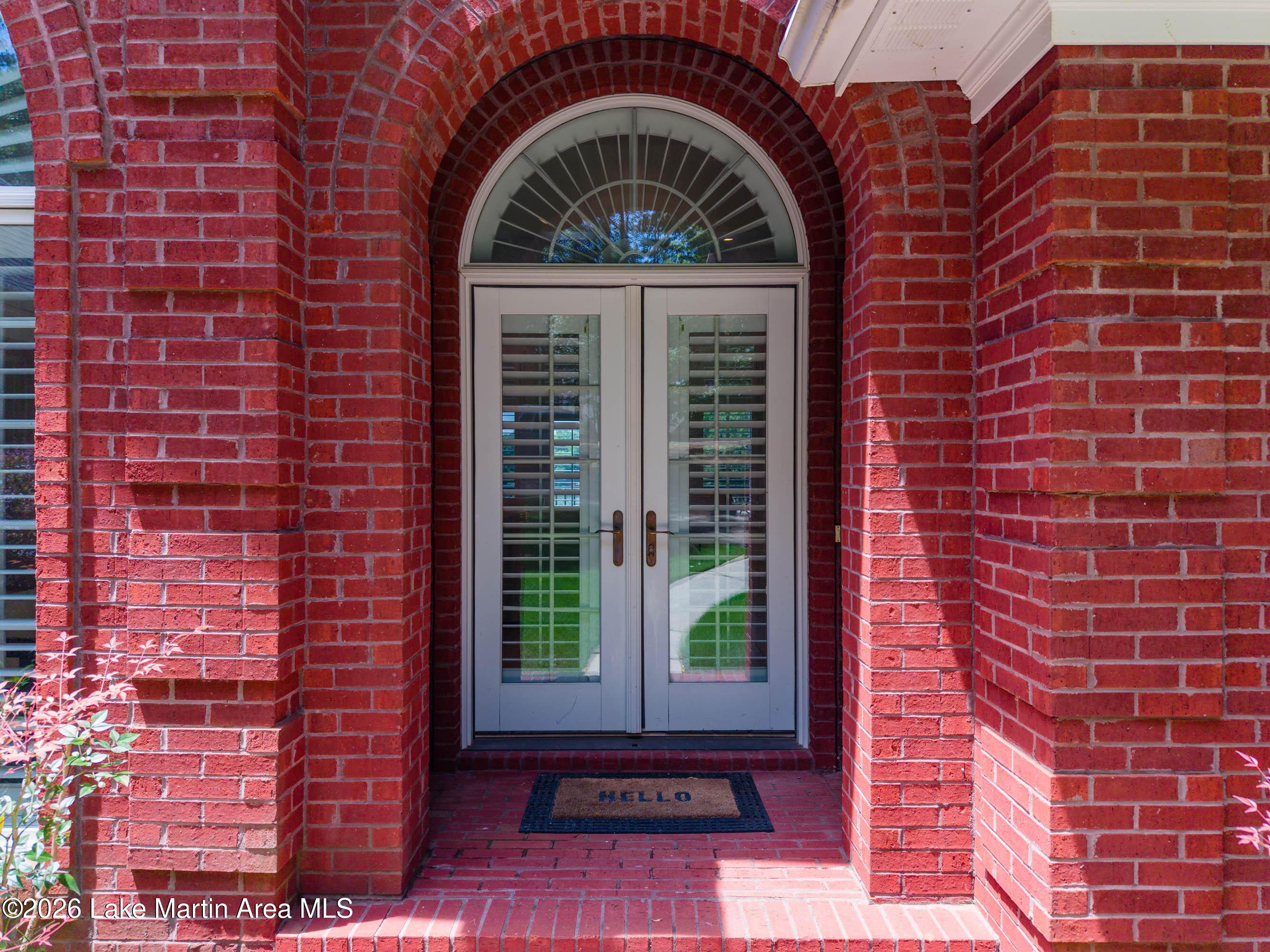 Image 3: 48 S Cardinal Heights-15