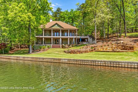 1298 North Ridge