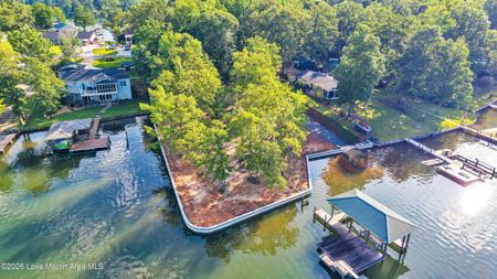 141 N Holiday Dr