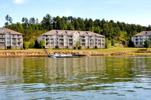90 Crowne Pointe Unit 206
