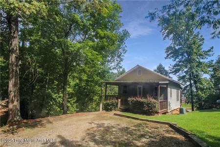 83 Cheyenne Ln