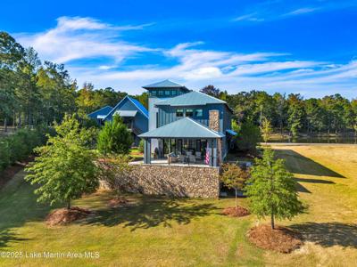 60 Castaway Cove Ln