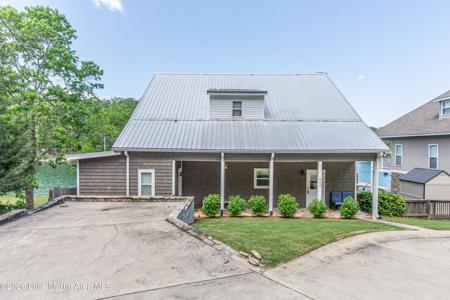 660 Cove