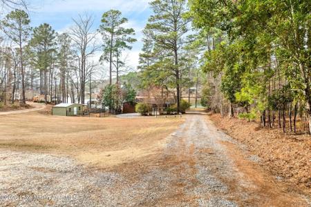 2297 Centerport Rd