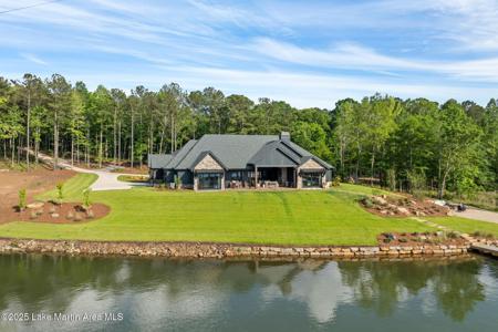 185 Lakewood Dr