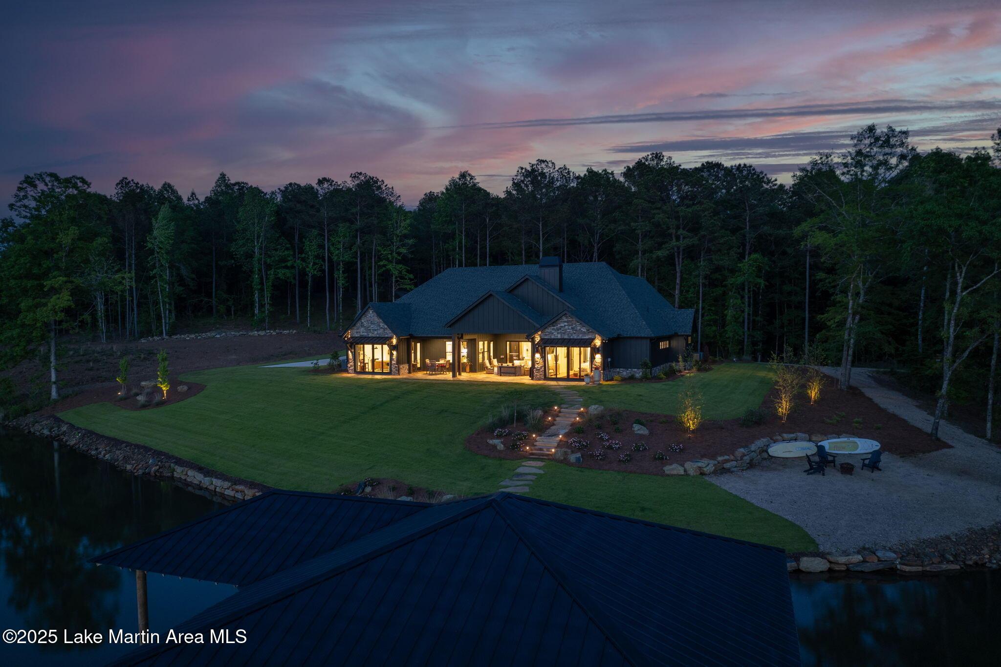 Image 4: 4-web-or-mls-158 Lakewood Dr Twilight-5