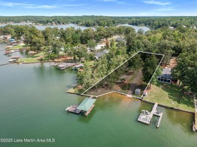 141 N Holiday Lot 10