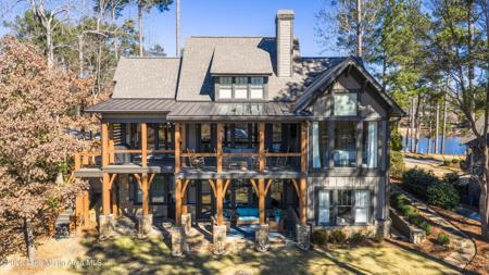 112 Stone Ridge