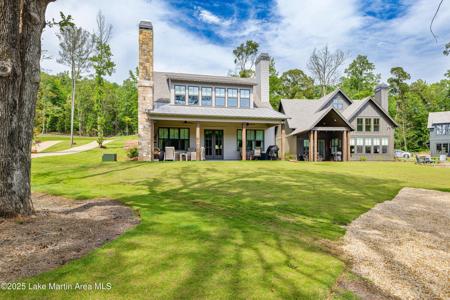 285 Magnolia
