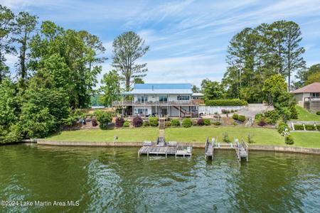 659 Bay Pine Island