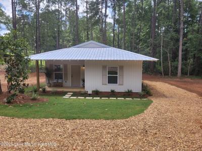 90 Poplar Dr