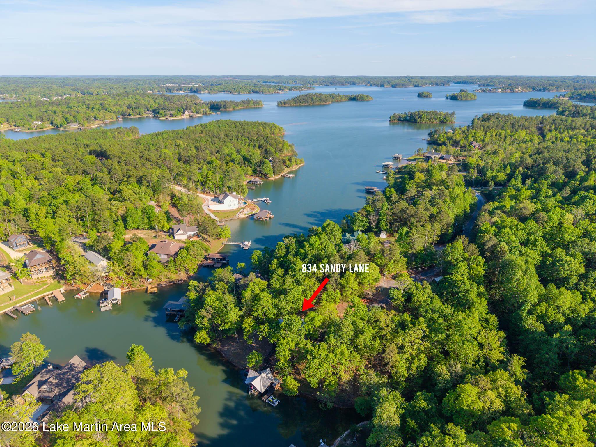 Image 2: 834 Sandy Ln-3-arrow