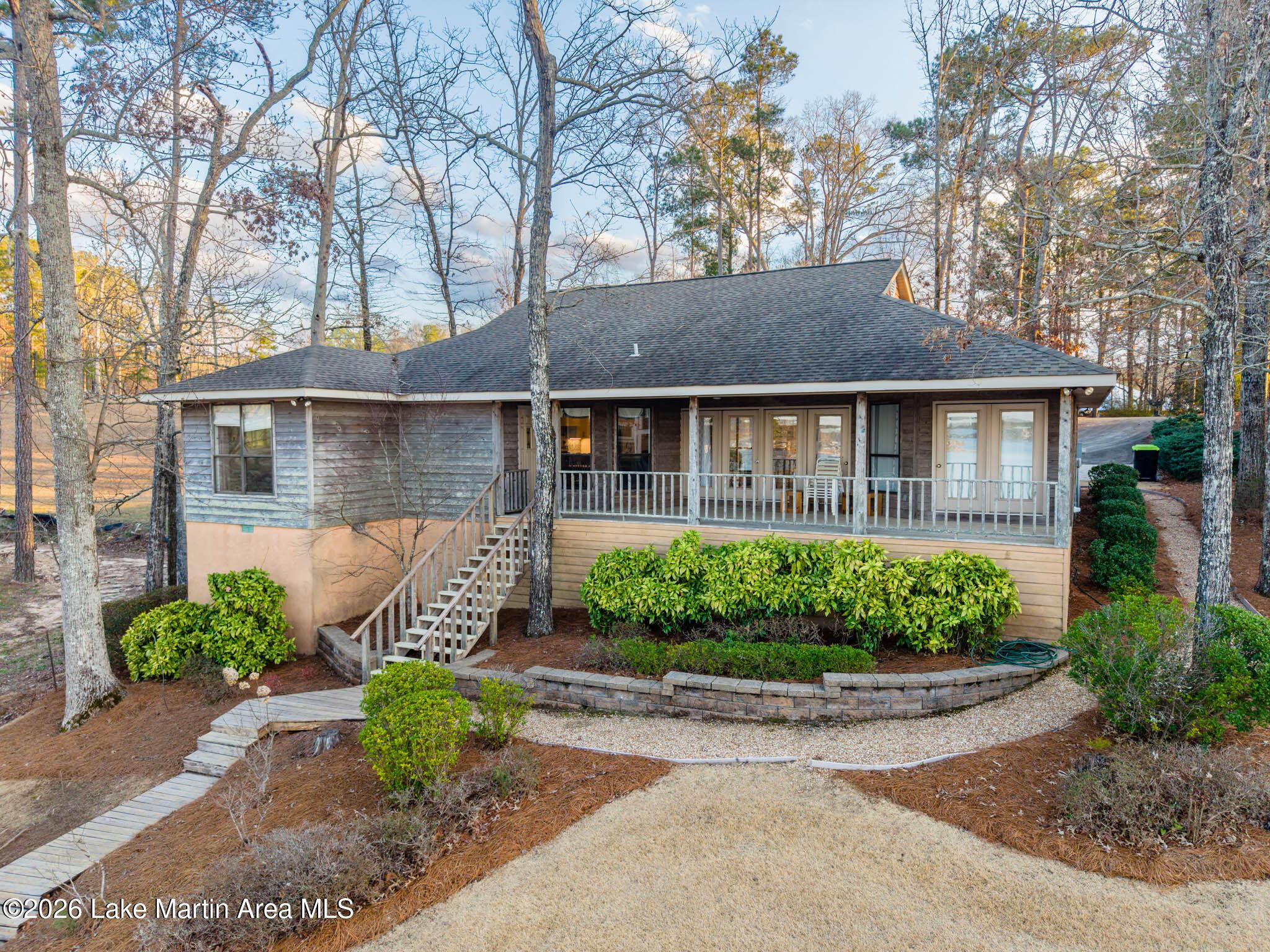 Image 2: 278 Magnolia Dr-17