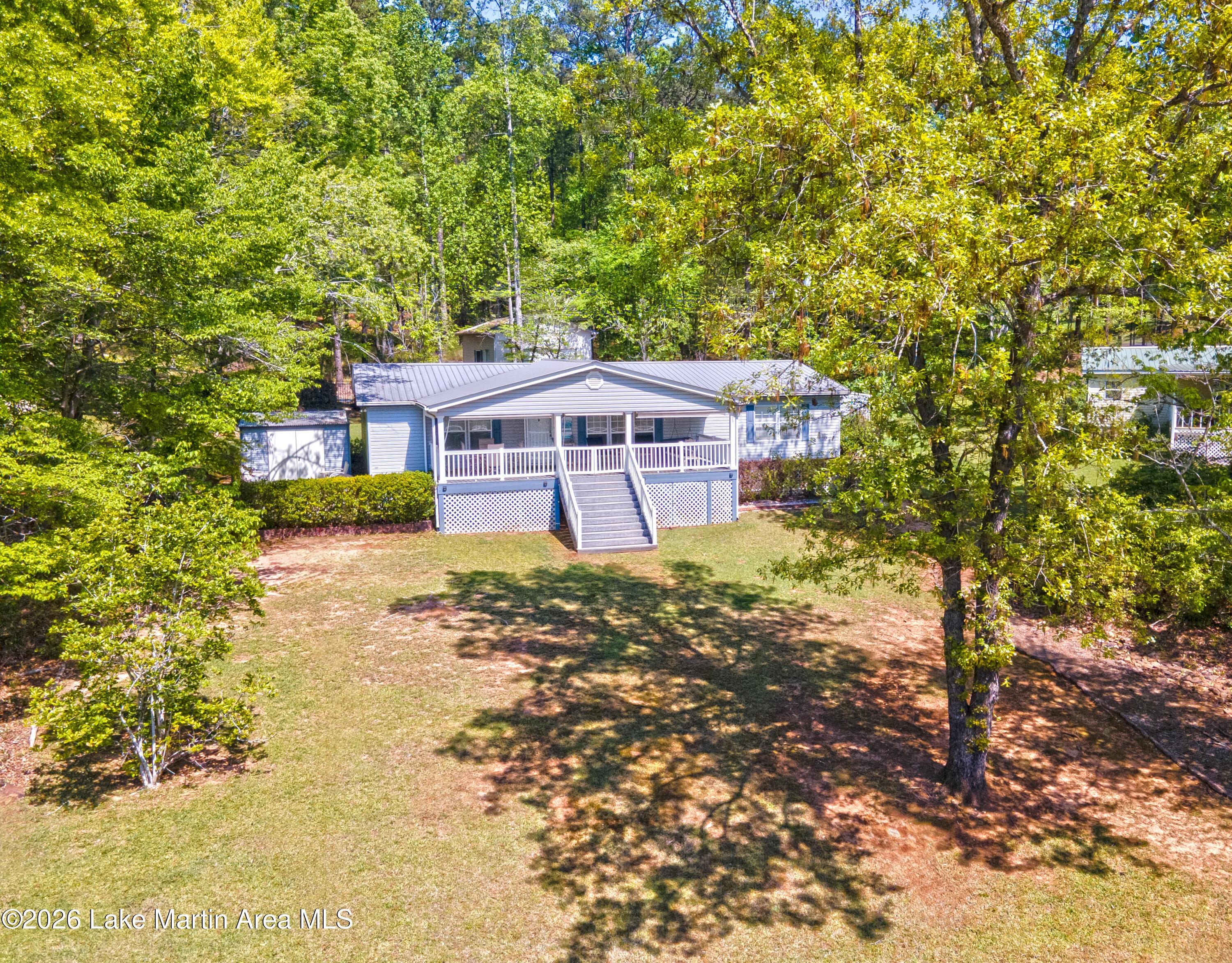 Image 2: 44 Hickory Dr, Dadeville | Lake Martin