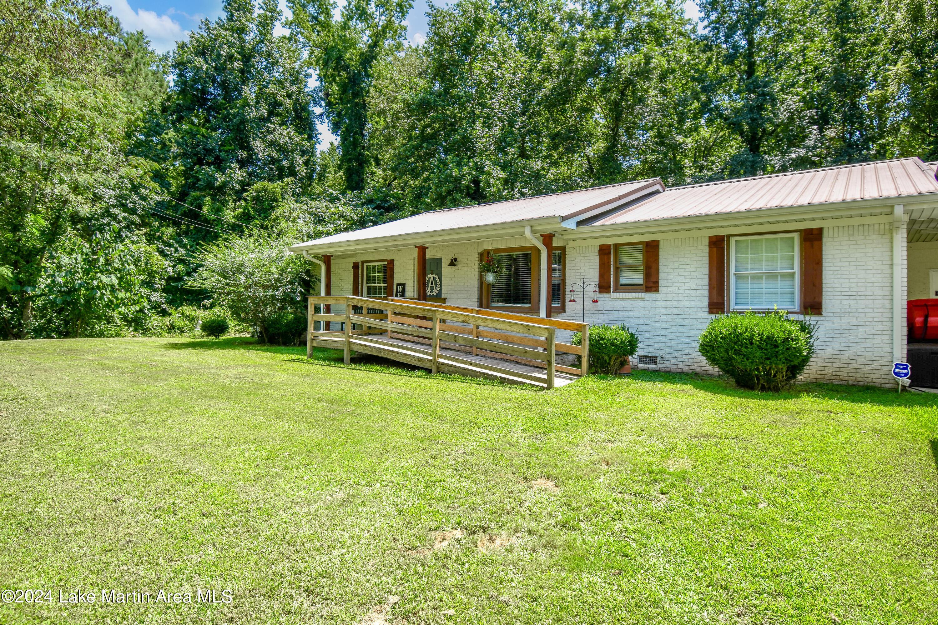 Image 1: Front of home