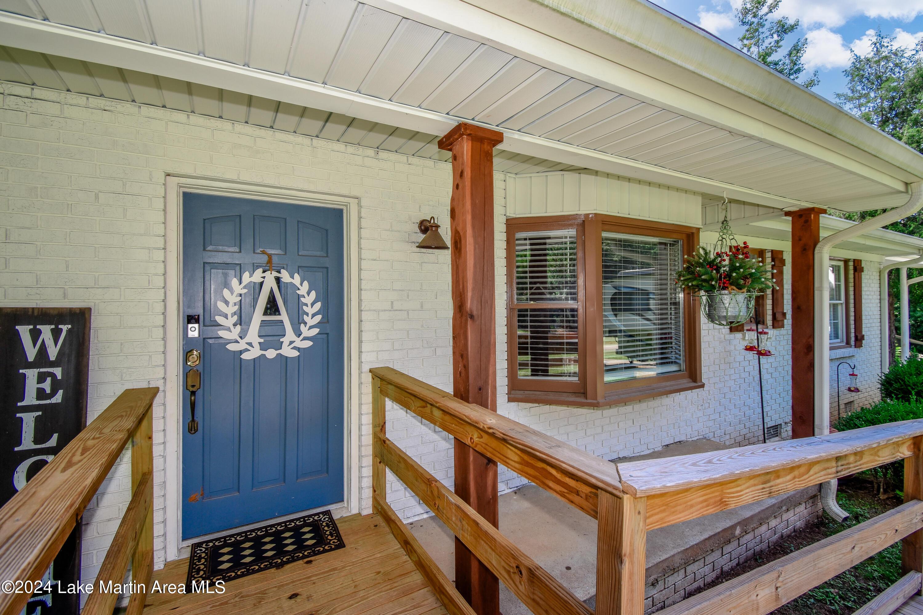 Image 4: Front of home