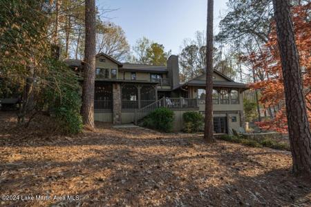 2985 Crosswinds Rd