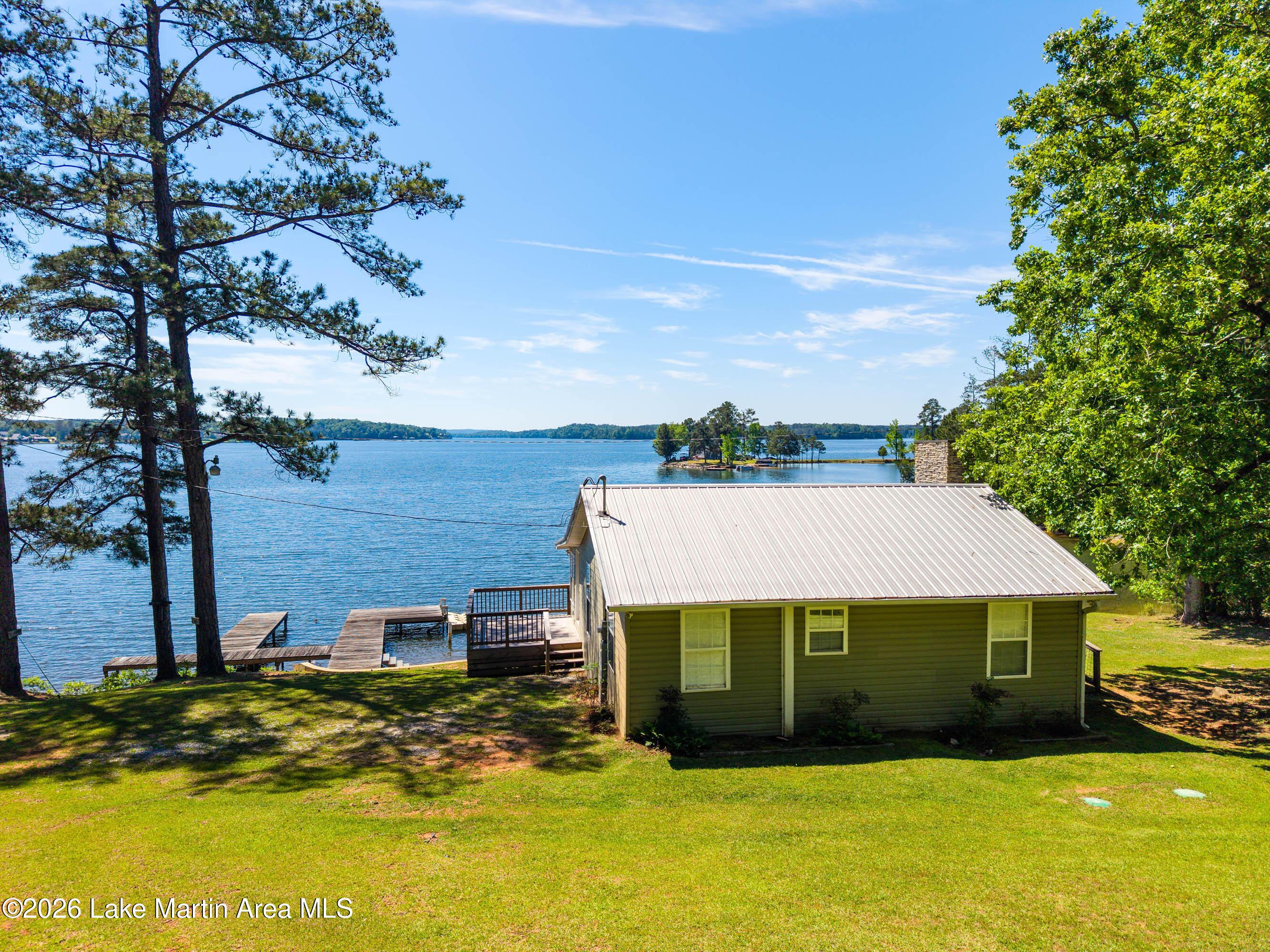 Image 1: 250 Lewis Rd-2