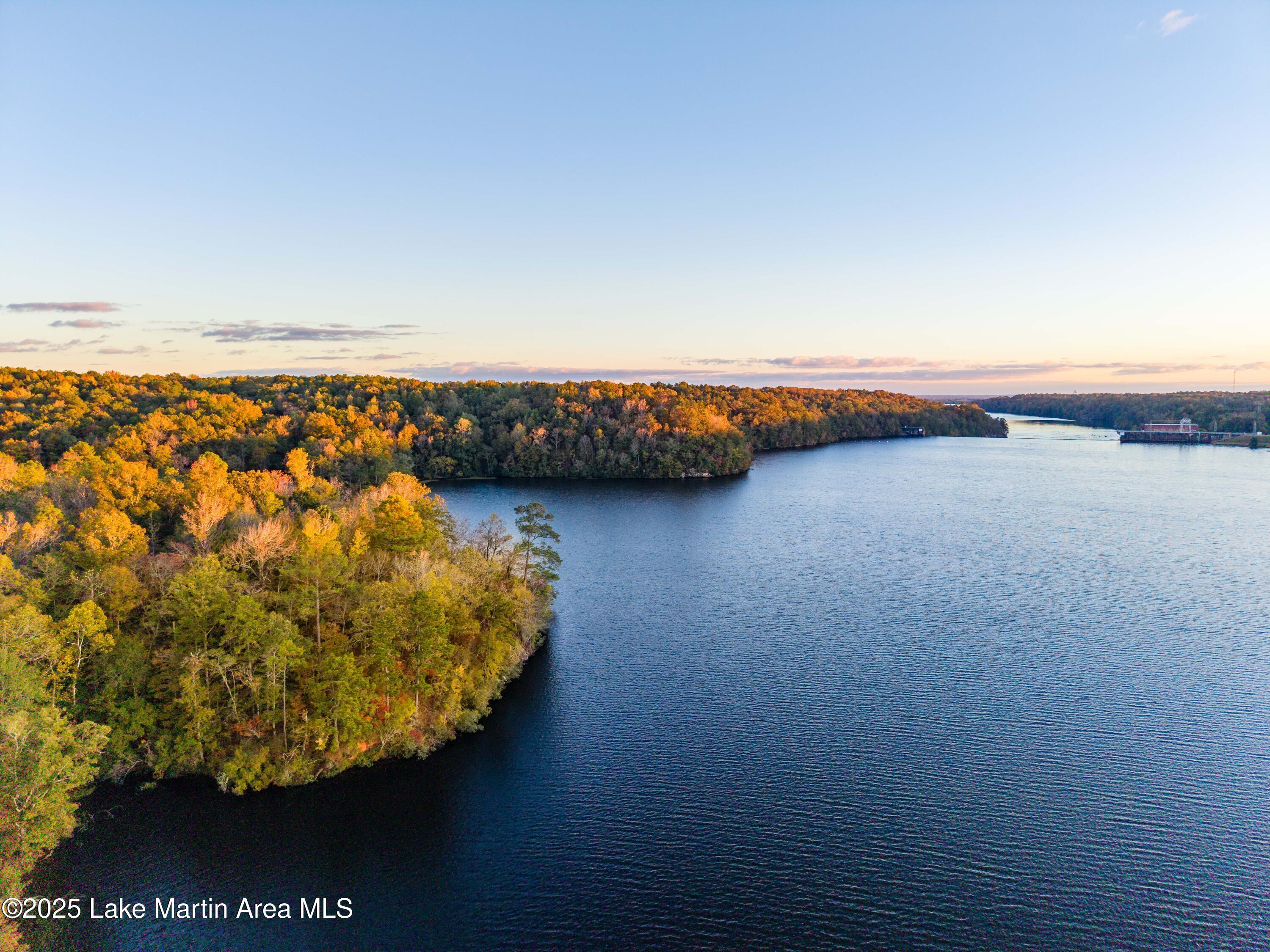 Image 3: Gravel Pit Dr-21