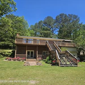 131 Twin Pine Dr