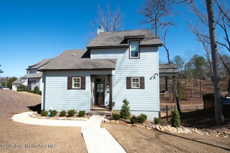 78 Village Loop