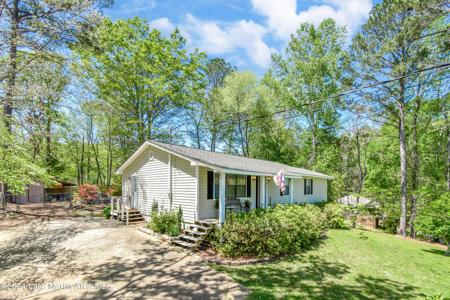123 Dogwood Circle Cir